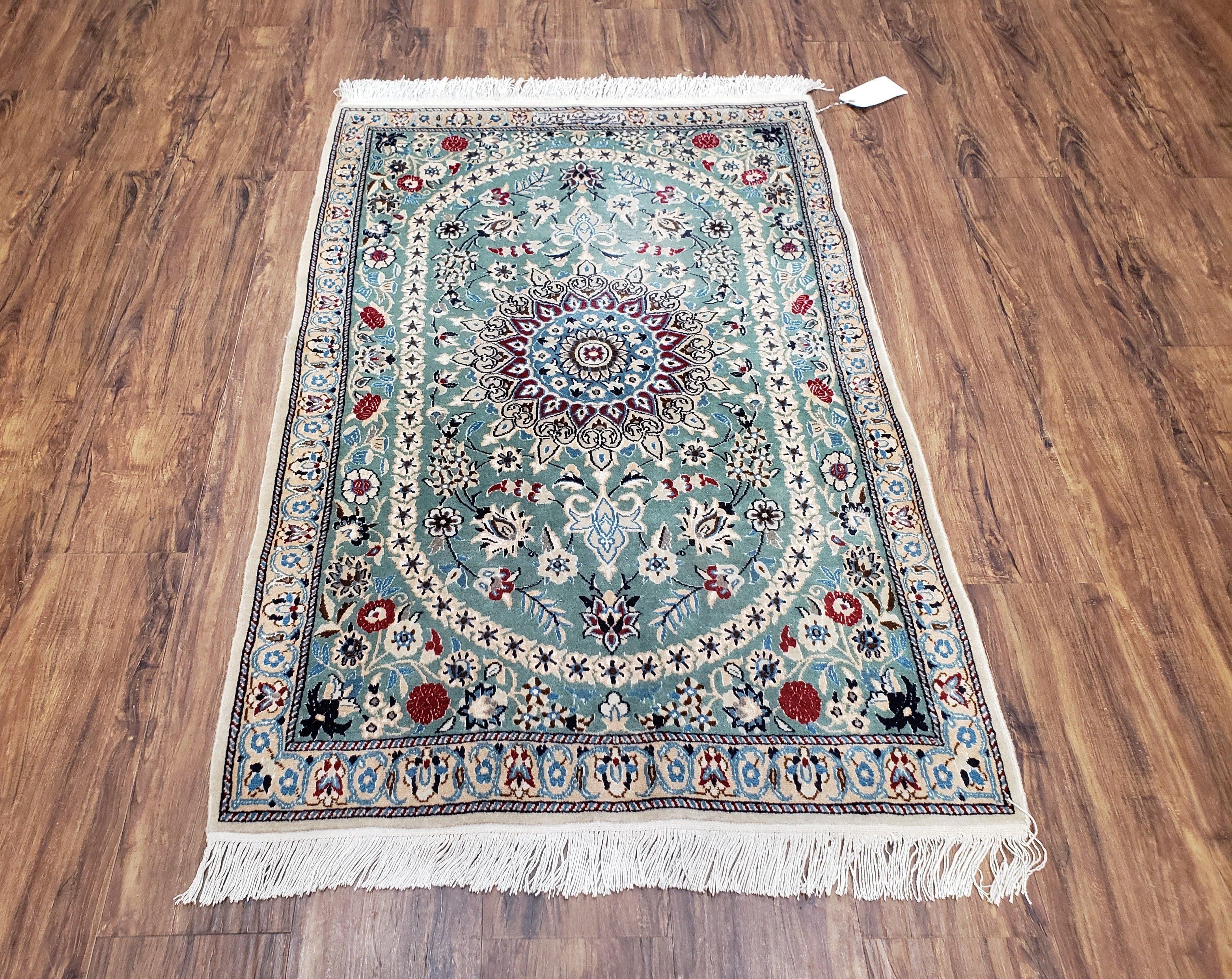 Persian Nain Rug, Green and Beige, Wool and Silk, Hand-Knotted, Floral Medallion, 2'10" x 4'3", 6-La - Jewel Rugs