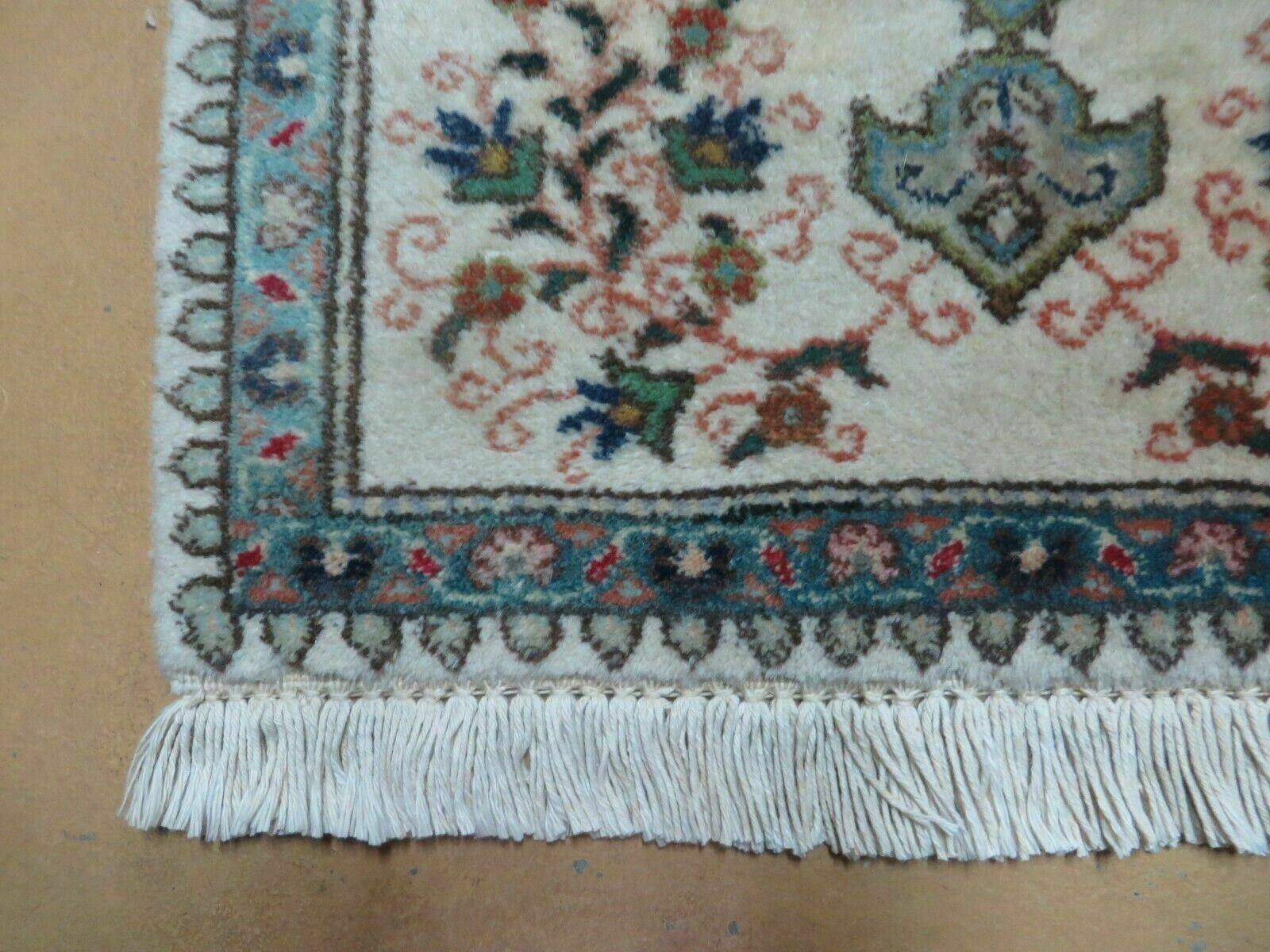 1' 9" X 2' 5" Handmade Indian Wool Rug Lahore Floral Design Small Oriental Rug Beige & Teal - Jewel Rugs