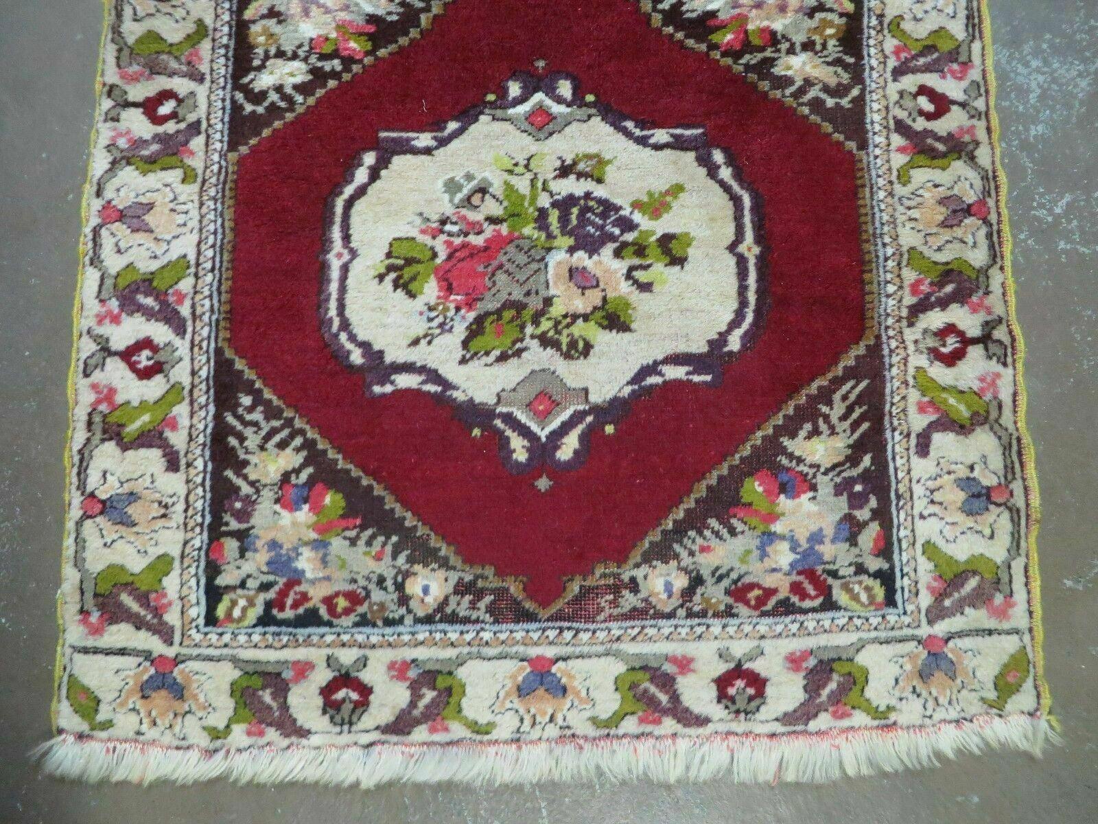 2' X 2' Antique Handmade Turkish Oushak Bergamo Yastik Wool Rug Mat - Jewel Rugs