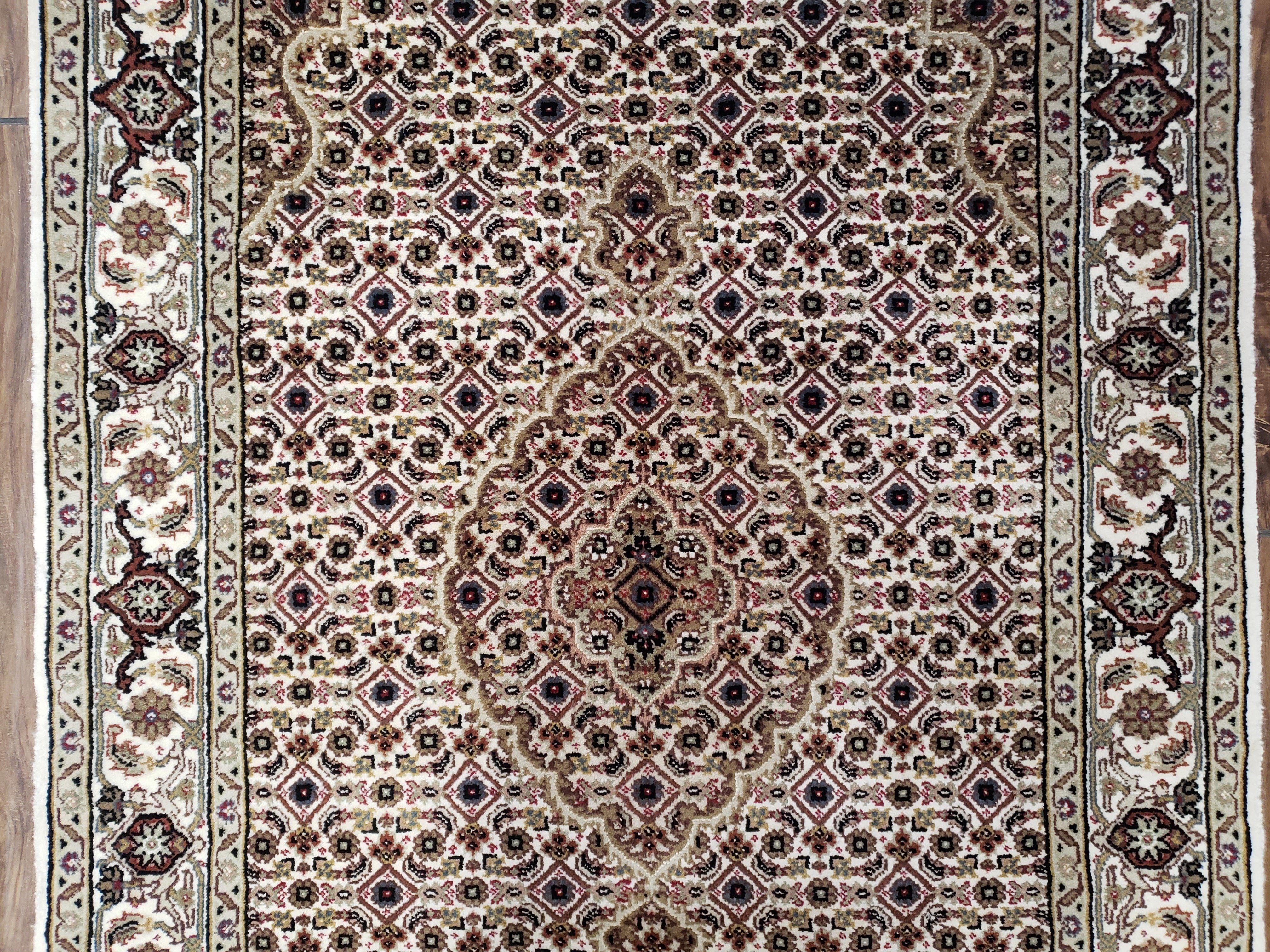 Indo Persian 3x5 Traditional Rug, Hand-Knotted, Vintage 1980s Allover Handmade Rug Ivory, Indo Mahal Oriental Rug, Medallion, Wool, 3 x 5 ft - Jewel Rugs