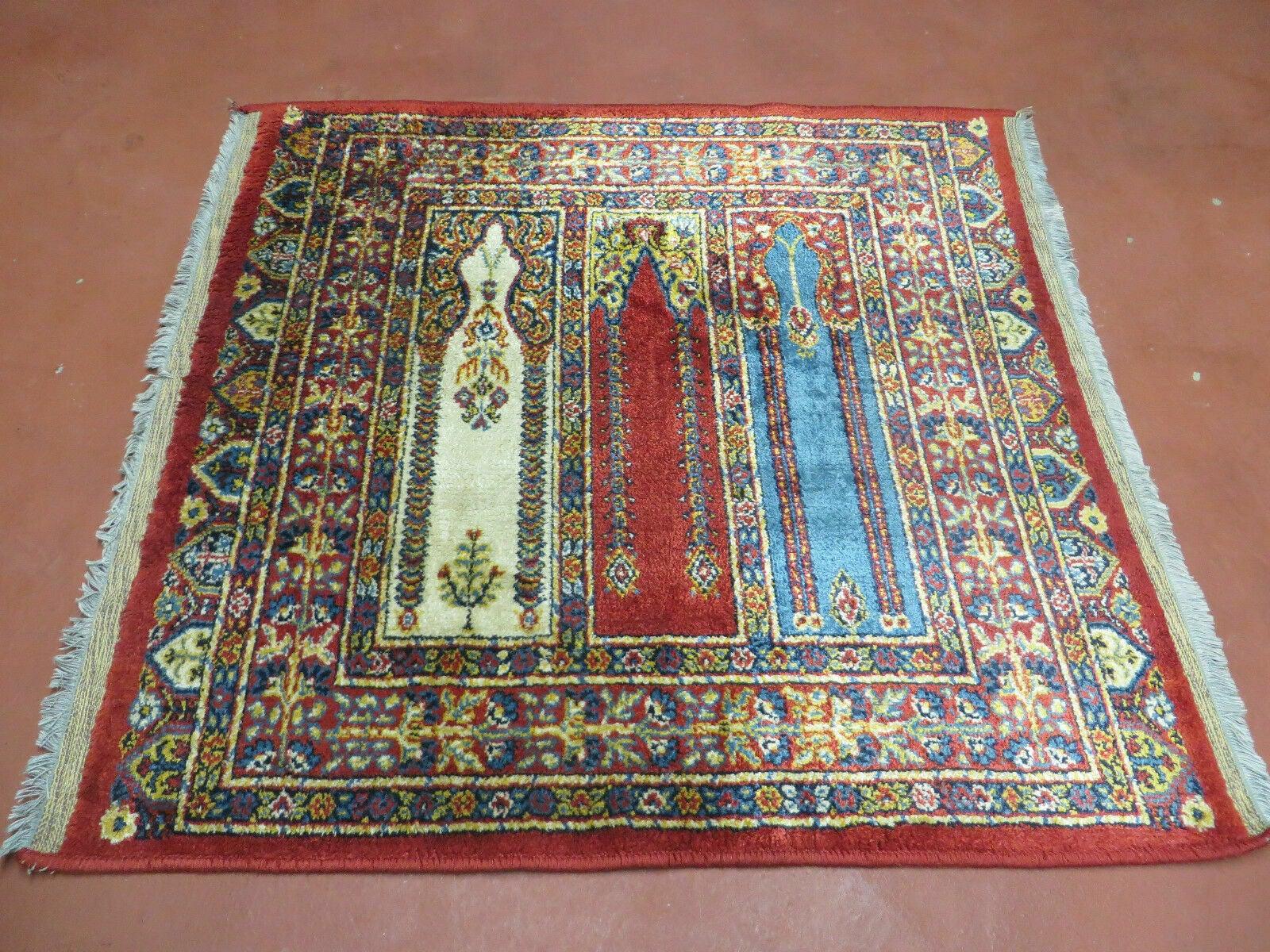 3' X 3' Vintage Machine Made Belgian Belgium Rug Mehrab Prayer Pattern LAHORE Nice - Jewel Rugs