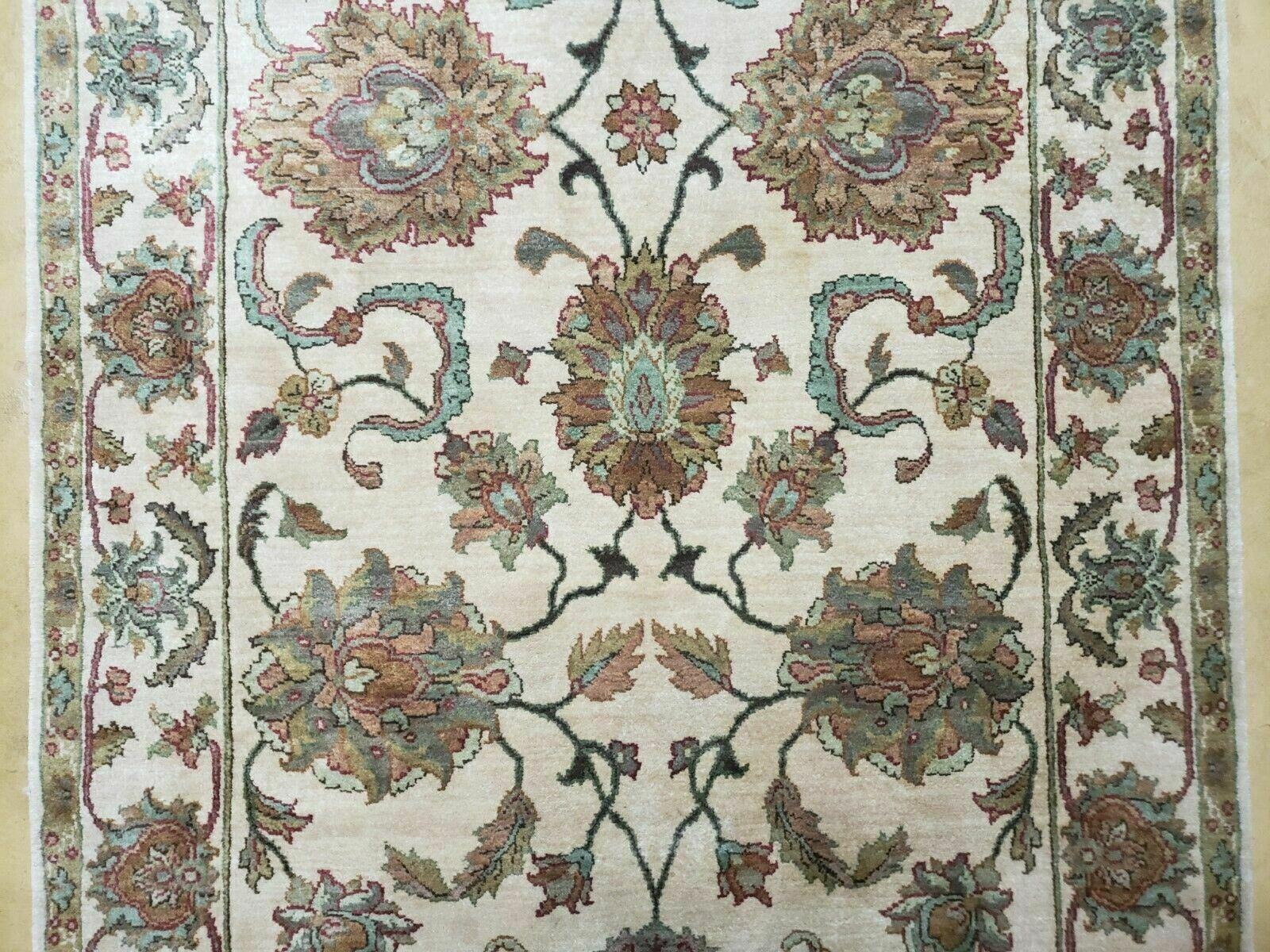 BEAUTIFUL Hand Knotted Wool Rug fashion Runner