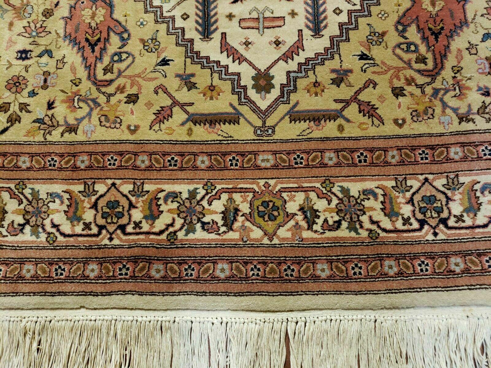 5' X 7' Vintage Handmade Turkish Wool Rug Oriental Carpet Ivory Traditional & Boho Bohemian Style Home Décor - Jewel Rugs